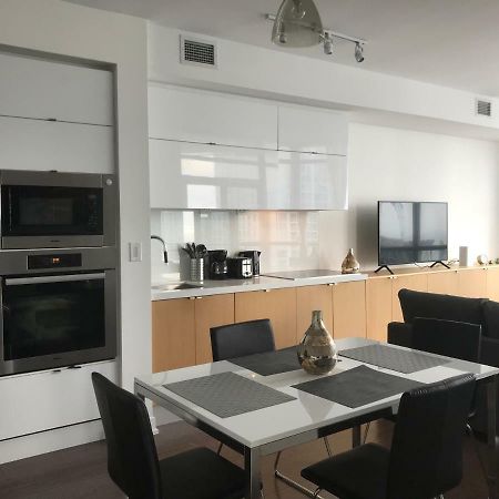Toronto Downtown Luxurious Stylish 3 Bedroom 3 Bath 2 Balconies Near Rogers Centre Lakeview Condo 外观 照片