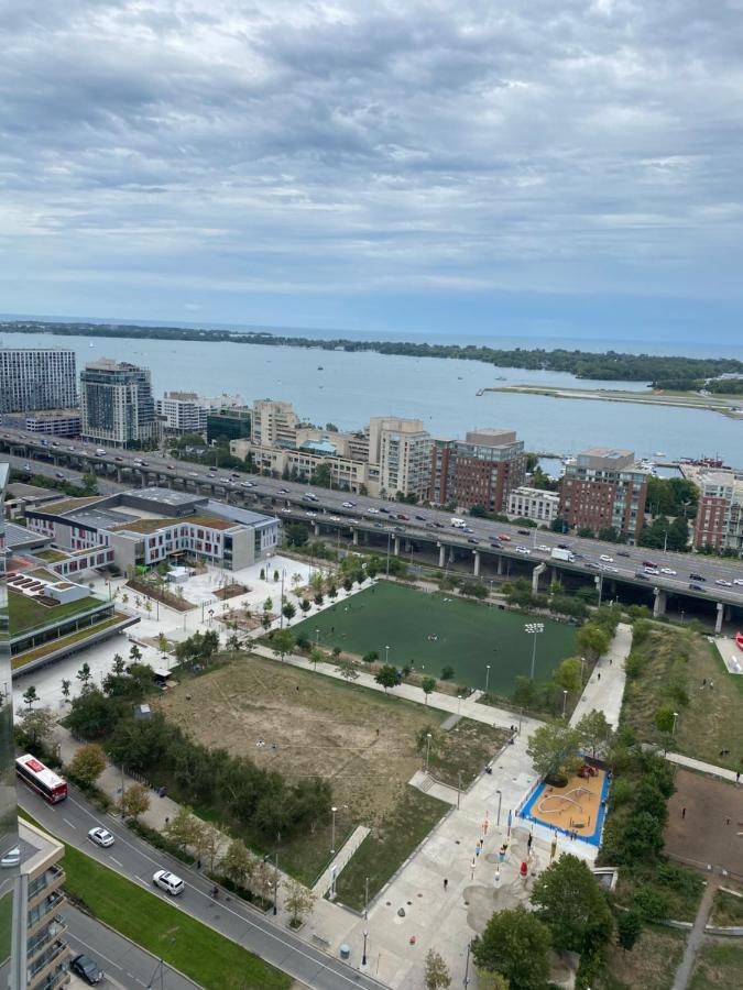 Toronto Downtown Luxurious Stylish 3 Bedroom 3 Bath 2 Balconies Near Rogers Centre Lakeview Condo 外观 照片
