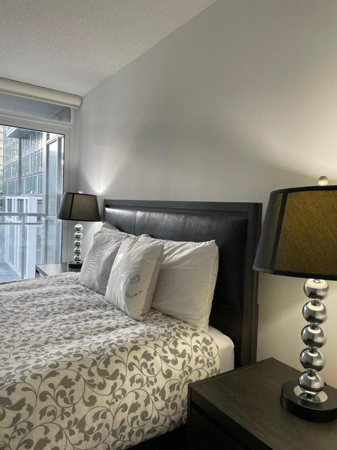 Toronto Downtown Luxurious Stylish 3 Bedroom 3 Bath 2 Balconies Near Rogers Centre Lakeview Condo 外观 照片
