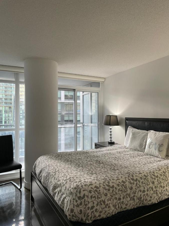 Toronto Downtown Luxurious Stylish 3 Bedroom 3 Bath 2 Balconies Near Rogers Centre Lakeview Condo 外观 照片