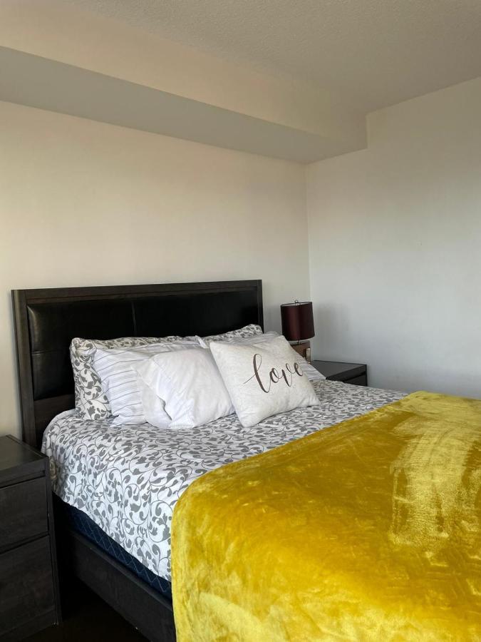 Toronto Downtown Luxurious Stylish 3 Bedroom 3 Bath 2 Balconies Near Rogers Centre Lakeview Condo 外观 照片