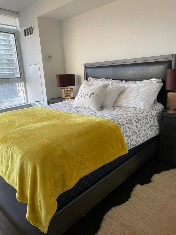 Toronto Downtown Luxurious Stylish 3 Bedroom 3 Bath 2 Balconies Near Rogers Centre Lakeview Condo 外观 照片