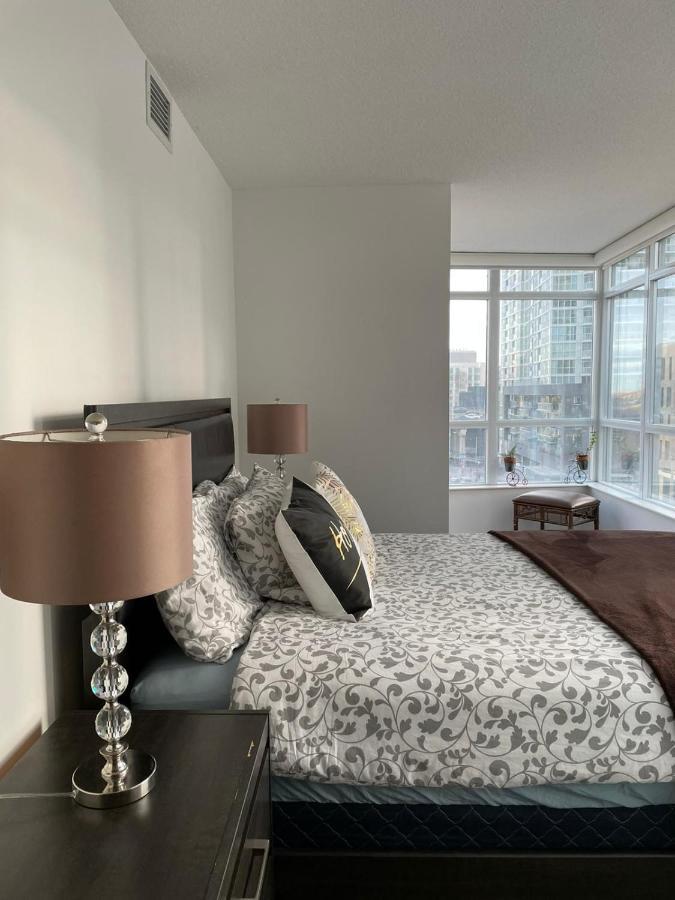 Toronto Downtown Luxurious Stylish 3 Bedroom 3 Bath 2 Balconies Near Rogers Centre Lakeview Condo 外观 照片