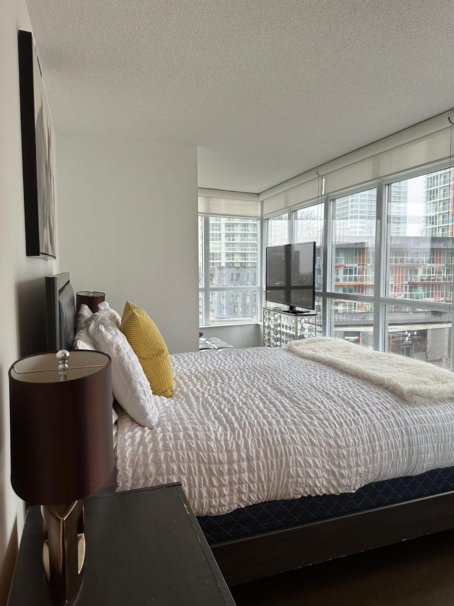 Toronto Downtown Luxurious Stylish 3 Bedroom 3 Bath 2 Balconies Near Rogers Centre Lakeview Condo 外观 照片